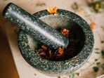 5_herbs_spices_that_are_natural_anti_depressan