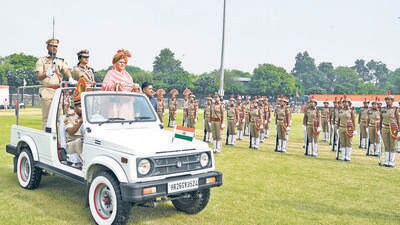 State minister Kamlesh Dhanda at Tau Devi Lal Stadium in Sector 38 in Gurugram on Tuesday. (Parveen Kumar/HT Photo) State minister Kamlesh Dhanda at Tau Devi Lal Stadium in Sector 38 in Gurugram on Tuesday. (Parveen Kumar/HT Photo)