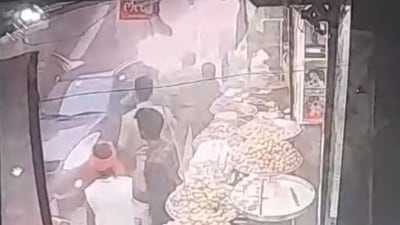 Portion of old building collapses near Banke Bihari Temple in Vrindavan