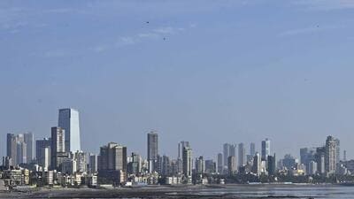 Mumbai, India - March 20, 2023: Clear weather over citiscape, at Bandra, in Mumbai, India, on Monday, March 20, 2023. (Photo by Vijay Bate/HT Photo) (HT PHOTO) Mumbai, India - March 20, 2023: Clear weather over citiscape, at Bandra, in Mumbai, India, on Monday, March 20, 2023. (Photo by Vijay Bate/HT Photo) (HT PHOTO)