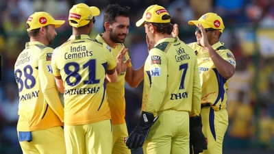 Matheesha Pathirana and MS Dhoni celebrate with CSK teammates