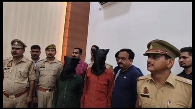 Two members of Baddik Marwadi vagabond gang in police custody (HT File Photo) Two members of Baddik Marwadi vagabond gang in police custody (HT File Photo)