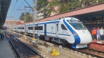 According to the railway officials, the incident took place near Vatakara between 4- 4:30 pm. (HT_PRINT) According to the railway officials, the incident took place near Vatakara between 4- 4:30 pm. (HT_PRINT)