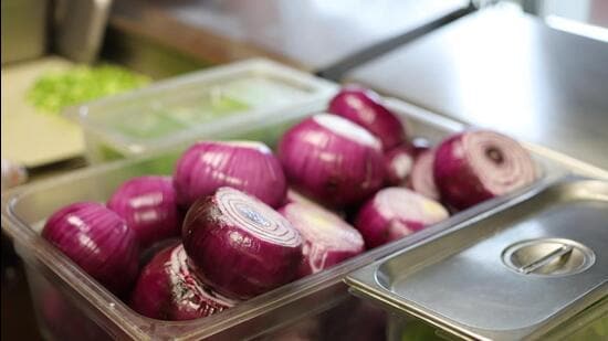 Onion prices see a hike of around 40%
