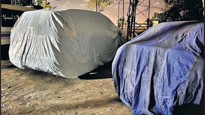 Mumbai, India – Aug 17, 2023: Seized Mercedes car at Mabar Hill Police Station, in Mumbai, India, on Thursday, Aug 17, 2023. (Photo by Bhushan Koyande/HT Photo) (Hindustan Times) Mumbai, India – Aug 17, 2023: Seized Mercedes car at Mabar Hill Police Station, in Mumbai, India, on Thursday, Aug 17, 2023. (Photo by Bhushan Koyande/HT Photo) (Hindustan Times)