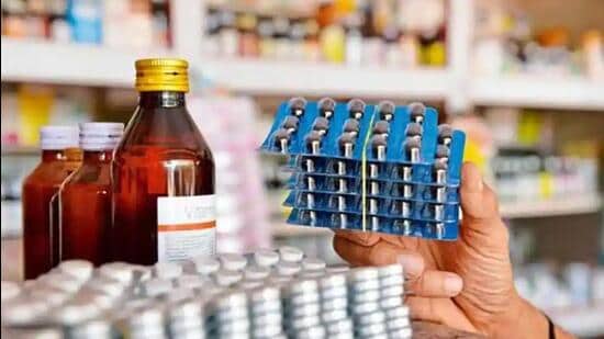 As per the NMC’s new regulation, doctors can face licence suspension if they do not prescribe generic drugs. (REPRESENTATIVE PHOTO)