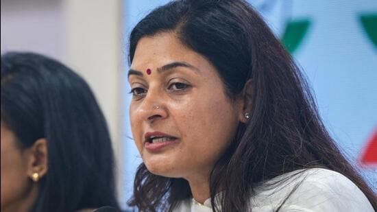 On Wednesday, soon after the Congress strategy meeting, a war of words erupted between the Congress and the AAP after Alka Lamba, a Congress leader from Delhi who was formerly with the AAP, said that the party high command asked the state unit to prepare to fight in all seven seats. (PTI)