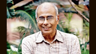 Dr Dabholkar was shot dead while on a morning walk on the Omkareshwar Bridge in Pune city on August 20, 2013. (HT PHOTO) Dr Dabholkar was shot dead while on a morning walk on the Omkareshwar Bridge in Pune city on August 20, 2013. (HT PHOTO)