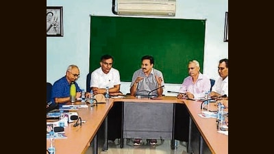 Exerts during the press conference held on Friday at IIMR, Ludhiana. (HT Photo) Exerts during the press conference held on Friday at IIMR, Ludhiana. (HT Photo)