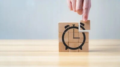 We should schedule a check-in time to come back to ourselves and understand how we feel. This will help us in getting more awareness of our own thoughts. (Unsplash) We should schedule a check-in time to come back to ourselves and understand how we feel. This will help us in getting more awareness of our own thoughts. (Unsplash)