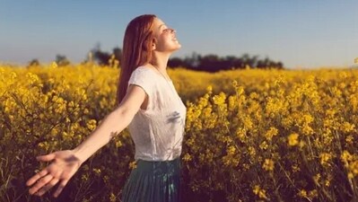 Taking a pause can help us in taking better decisions – sometimes the decisions can surprise us and make us feel better about ourselves. (Unsplash) Taking a pause can help us in taking better decisions – sometimes the decisions can surprise us and make us feel better about ourselves. (Unsplash)