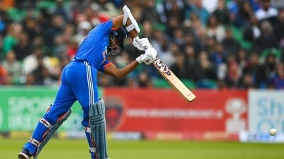India openers Yashasvi Jaiswal and Ruturaj Gaikwad got them off to a flier. Jaiswal ended up falling right after the powerplay ended and Tilak Varma fell off the next ball. (Getty Images) India openers Yashasvi Jaiswal and Ruturaj Gaikwad got them off to a flier. Jaiswal ended up falling right after the powerplay ended and Tilak Varma fell off the next ball. (Getty Images)
