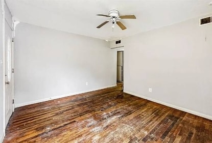 A room in the house (Website of Zillow) A room in the house (Website of Zillow)