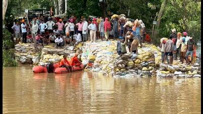 Forty villages in Patti sub-division of Taran Taran district were marooned after floodwaters breached a dhusi bundh (embankment) near Gharum village on Saturday, officials familiar with the matter said.