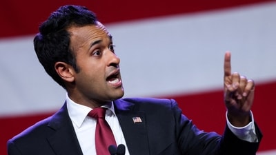 Republican presidential candidate Vivek Ramaswamy speaks at the Republican Party of Iowa's Lincoln Day Dinner in Des Moines, Iowa, U.S. (REUTERS)