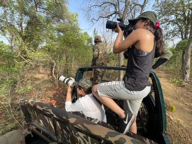 EXCLUSIVE: Rasha Thadani credits mom Raveena Tandon for inspiring her to get into wildlife photography EXCLUSIVE: Rasha Thadani credits mom Raveena Tandon for inspiring her to get into wildlife photography