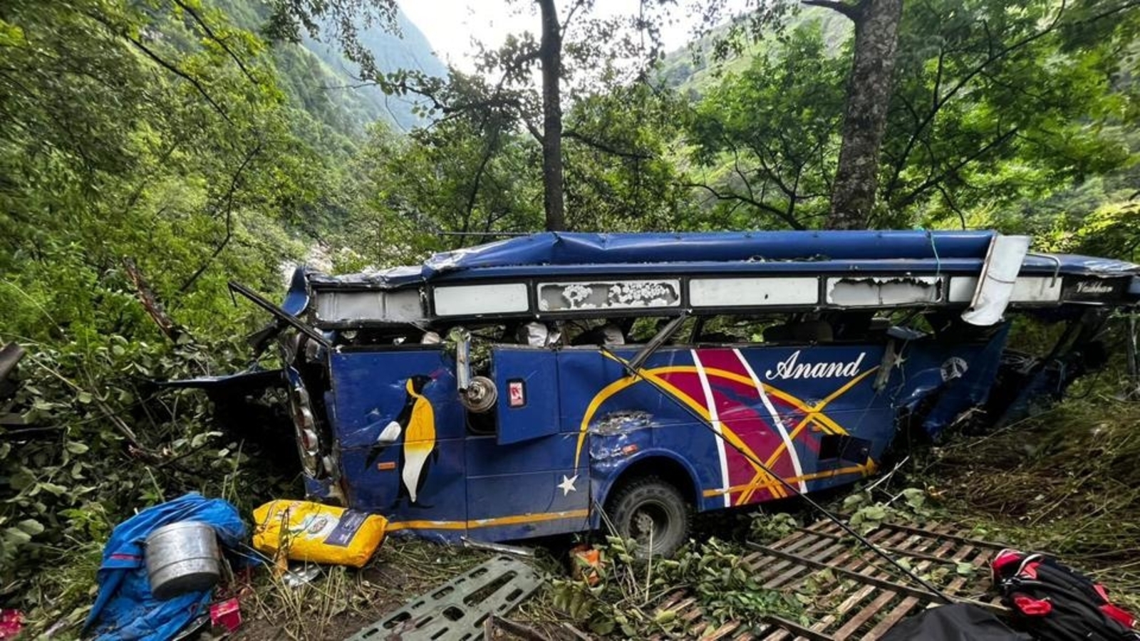 Daily brief: 7 dead, 27 injured after bus falls into gorge in Uttarakhand | Latest News India - Vimarsana News