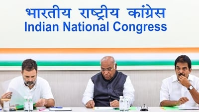 Congress President Mallikarjun Kharge along with party leaders Rahul Gandhi and KC Venugopal. (Congress Twitter)