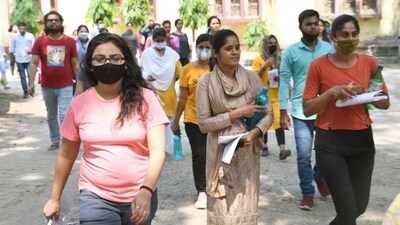 BPSC school teacher exam centre details tomorrow (Santosh Kumar/HT Photo) BPSC school teacher exam centre details tomorrow (Santosh Kumar/HT Photo)
