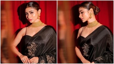 Mouni Roy is an absolute fashionista. The actor is known for her sartorial sense of fashion. With every picture on her Instagram profile, the actor ensures to make fashion lovers scurry to take notes. Mouni's saree diaries are loved and adored by her fans for all the right reasons. The actor keeps talking about her love for sarees and ethnic wear. On Sunday, Mouni shared a string of pictures of herself looking gorgeous in the six yards of grace. (Instagram/@imouniroy) Mouni Roy is an absolute fashionista. The actor is known for her sartorial sense of fashion. With every picture on her Instagram profile, the actor ensures to make fashion lovers scurry to take notes. Mouni's saree diaries are loved and adored by her fans for all the right reasons. The actor keeps talking about her love for sarees and ethnic wear. On Sunday, Mouni shared a string of pictures of herself looking gorgeous in the six yards of grace. (Instagram/@imouniroy)