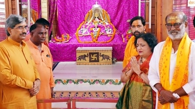 Rajinikanth and wife Latha at Hanuman Garhi Temple, in Ayodhya on Sunday. (ANI) Rajinikanth and wife Latha at Hanuman Garhi Temple, in Ayodhya on Sunday. (ANI)