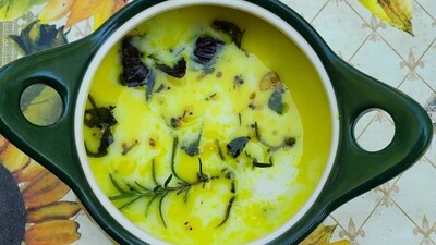 Pulissery: This is a sweet and sour yogurt based gravy with a coconut base. It is usually prepared by adding ash gourd or pappaya or cucumber.&nbsp;&nbsp; (Instagram/@lazymom_cooks)