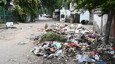 Garbage lying on road. (Deepak Gupta) Garbage lying on road. (Deepak Gupta)