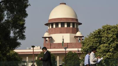 The Supreme Court said it was satisfied that the two cases regarding recruitment in West Bengal schools and municipalities were linked (HT File Photo) The Supreme Court said it was satisfied that the two cases regarding recruitment in West Bengal schools and municipalities were linked (HT File Photo)