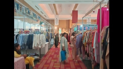 The exhibition also provides fashion students with volunteer opportunities. (HT Photo) The exhibition also provides fashion students with volunteer opportunities. (HT Photo)