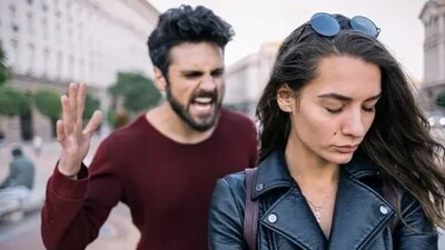 We are also slowly isolated from the ones we love – friends and family. While initially it may seem romantic, it is a toxic habit. (Unsplash) We are also slowly isolated from the ones we love – friends and family. While initially it may seem romantic, it is a toxic habit. (Unsplash)