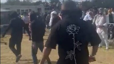 Eyewitnesses said two opposing gangs caused the violence.