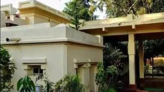 Visva Bharati, set up in 1921 by Rabindranath Tagore in Santiniketan, is West Bengal’s only central university and the prime minister is its chancellor. (HT archive)