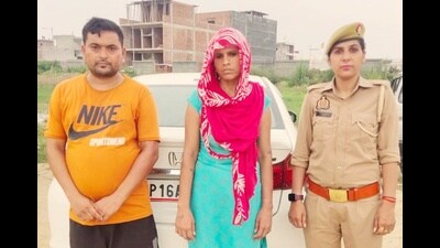 Ghaziabad, India - August 22 2023: Ghaziabad SWAT team villager and police station Wave City arrested a man and a woman for the allegedly murder of a woman in Ghaziabad , India on Tuesday, August 22 2023. (Photo by Sakib Ali /Hindustan Times) (Sakib Ali/Ht Photo) Ghaziabad, India - August 22 2023: Ghaziabad SWAT team villager and police station Wave City arrested a man and a woman for the allegedly murder of a woman in Ghaziabad , India on Tuesday, August 22 2023. (Photo by Sakib Ali /Hindustan Times) (Sakib Ali/Ht Photo)