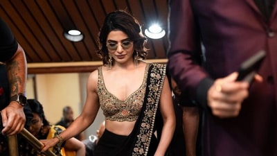 For day two, Samantha turned up in a black saree and wore tinted sunglasses.&nbsp; 