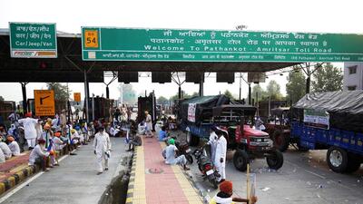 The clash on Monday was sparked when police tried to stop protesting cultivators from blocking a highway and a toll plaza over the detention of some farm leaders ahead of a demonstration in Chandigarh. (ANI) The clash on Monday was sparked when police tried to stop protesting cultivators from blocking a highway and a toll plaza over the detention of some farm leaders ahead of a demonstration in Chandigarh. (ANI)