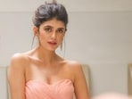 sanjana_sanghi_outfits