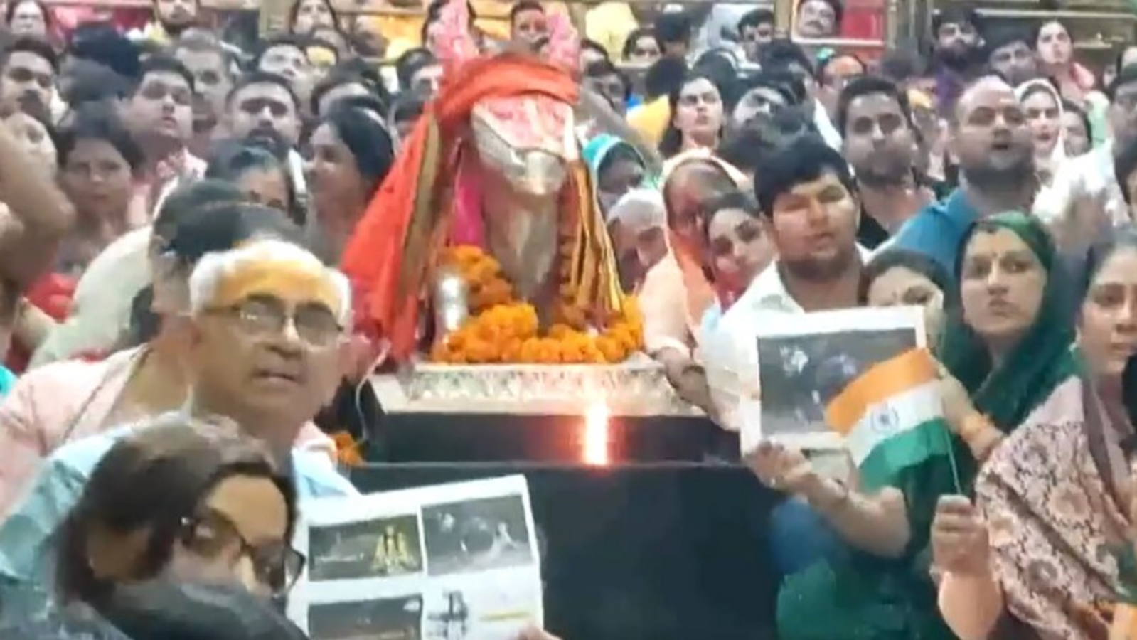 Indians across world conduct prayers for successful landing of Chandrayaan-3 | Latest News India - Vimarsana News