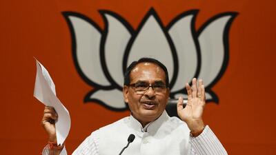 On Tuesday, Shivraj Singh Chouhan met governor Mangubhai Patel, and the cabinet expansion was a part of the discussions, said a BJP leader (Raj K Raj/HT) On Tuesday, Shivraj Singh Chouhan met governor Mangubhai Patel, and the cabinet expansion was a part of the discussions, said a BJP leader (Raj K Raj/HT)
