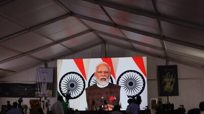 Prime Minister Narendra Modi addresses ISRO scientists. Prime Minister Narendra Modi addresses ISRO scientists.