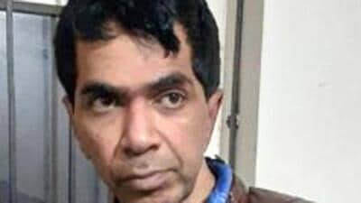 Patna, India - Jan. 9, 2020:::Underworld gangster Ejaz Lakdawala arrested by the Mumbai Police Crime Branch under Jakkanpur Police station in Patna, India, on Thursday, January 9, 2020. (Photo by / Hindustan Times)