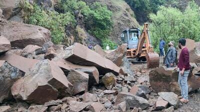 Pune district collector Rajesh Deshmukh on Wednesday issued a notification allowing all types of vehicles on Varandha Ghat Road (REPRESENTATIVE IMAGE)