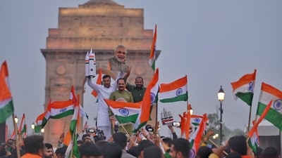 Indian across the country celebrated with fireworks, chants of ‘Vande Matram’ and waving flags as ISRO's moon mission Chandrayaan-3 landed on Moon on Wednesday. (Hindustan Times) Indian across the country celebrated with fireworks, chants of ‘Vande Matram’ and waving flags as ISRO's moon mission Chandrayaan-3 landed on Moon on Wednesday. (Hindustan Times)