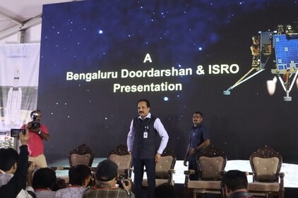 ISRO chief S Somnath addressed media at Bengaluru soon after the historic moment of Chandrayaan-3's landing. (Singh Rahul SunilKumar/HT Photo)
