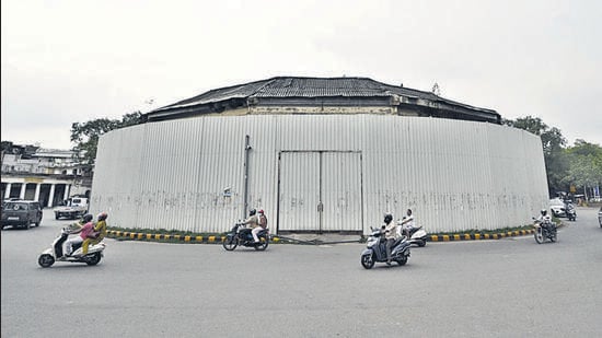 As part of the ₹21 crore project, the civic body plans to develop a museum in the 102-year-old heritage structure. (Sanjeev Verma/HT PHOTO)