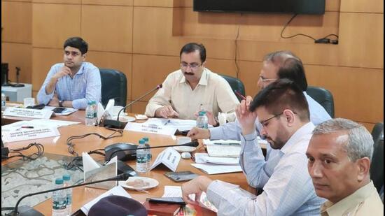 Greater Noida authority chief executive officer Ravi Kumar NG at a meeting with officials of Greater Noida authority on Tuesday. (HT Photo)