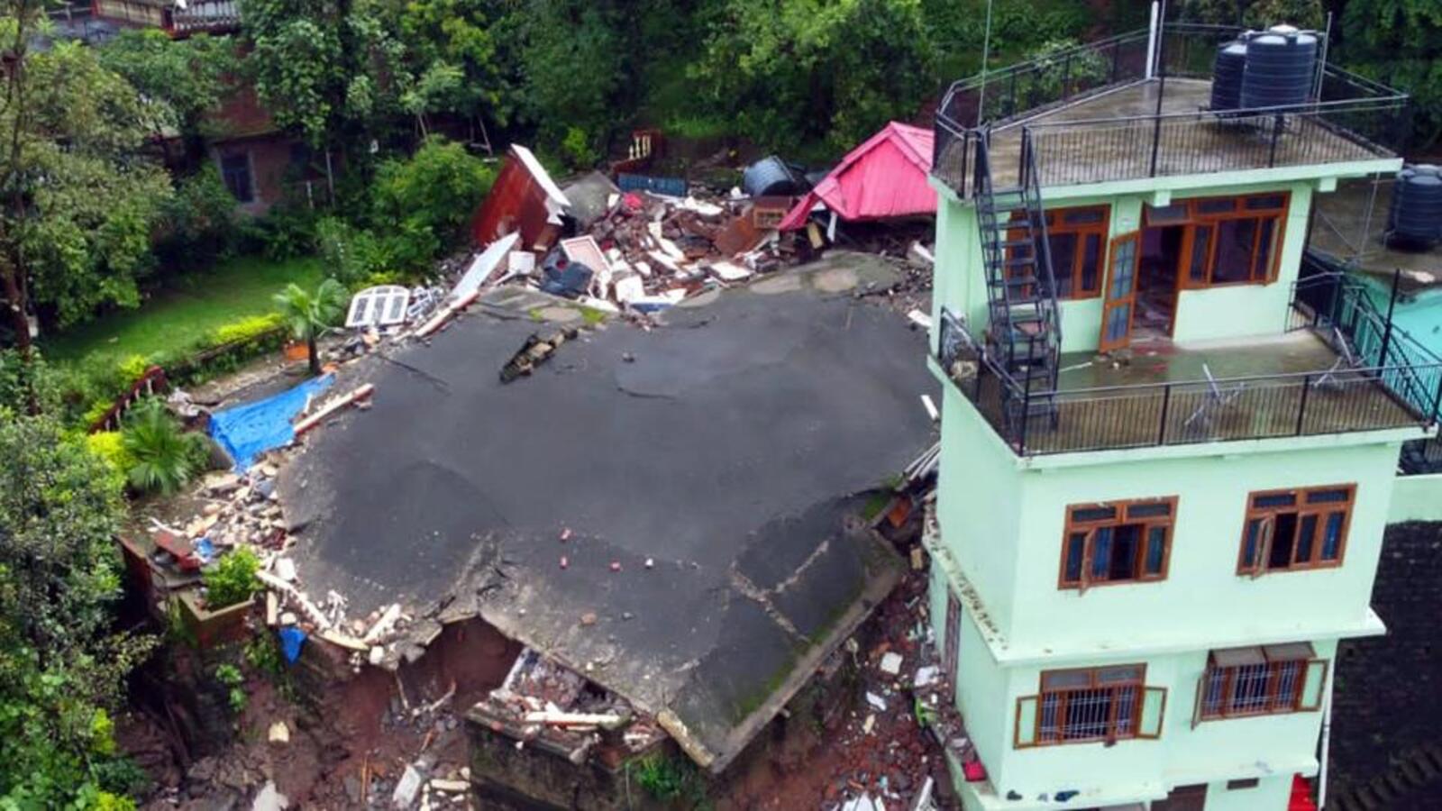 Loose soil, soft rocks make Shimla vulnerable, expert team finds - Vimarsana News