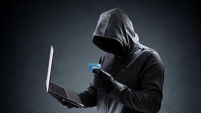 According to the complaint, the victim received a call from cyber crooks who managed to obtain his password and ID of the payment portal and soon a transaction of  ₹60,000 was debited from his e-wallet. (REPRESENTATIVE PHOTO)