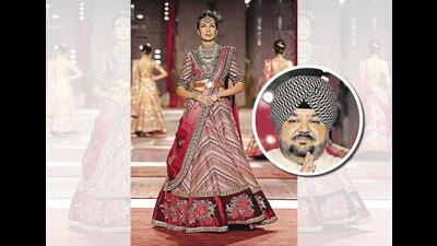 JJ Valaya predicts that brides will pair fitted cholis with voluminous skirts and heavy dupattas this season. JJ Valaya predicts that brides will pair fitted cholis with voluminous skirts and heavy dupattas this season.