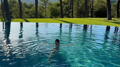 Kylie is in Italy for her 26th birthday, She has been staying at a villa with a private pool and a garden. Apparently, her boyfriend Timothee Chalamet is with her too. Kylie is in Italy for her 26th birthday, She has been staying at a villa with a private pool and a garden. Apparently, her boyfriend Timothee Chalamet is with her too. 