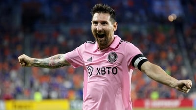Lionel Messi #10 of Inter Miami CF celebrates after teammate Leonardo Campana scored his second goal against FC Cincinnati (Getty Images via AFP) Lionel Messi #10 of Inter Miami CF celebrates after teammate Leonardo Campana scored his second goal against FC Cincinnati (Getty Images via AFP)